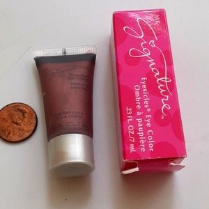 Mary Kay Eyesicles eye shadow CHERRY COLA 🍒